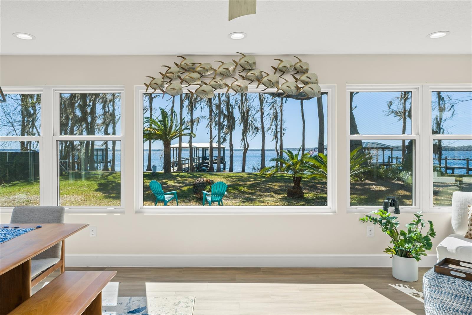 Image 22 of 42 For 10435 Lake Louisa Road