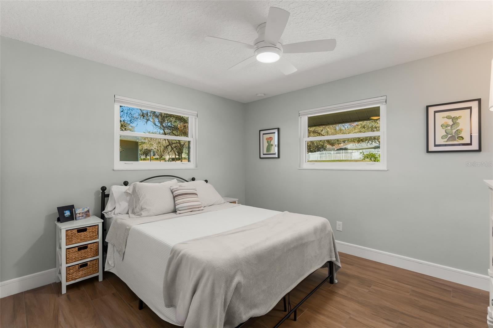 Image 31 of 42 For 10435 Lake Louisa Road