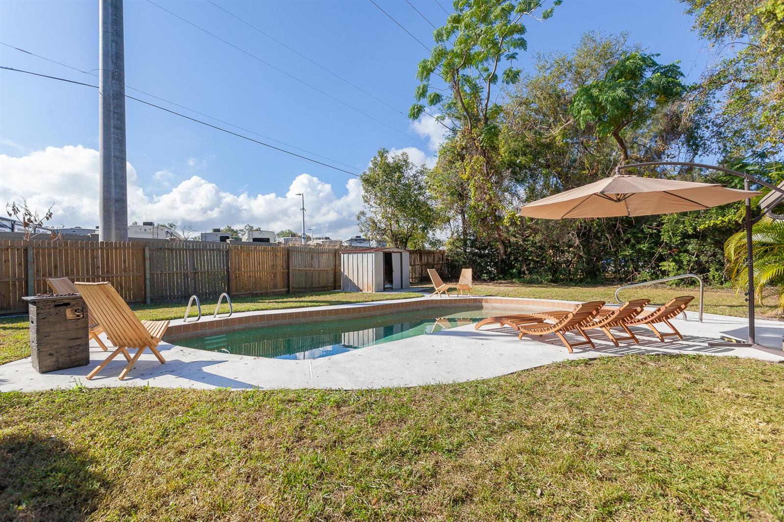 Image 18 of 25 For 631 Trailwood Drive