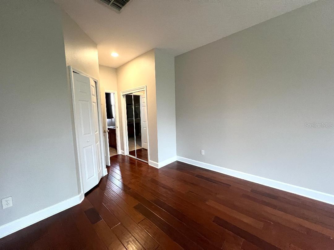 Image 11 of 33 For 845 Arbormoor Place