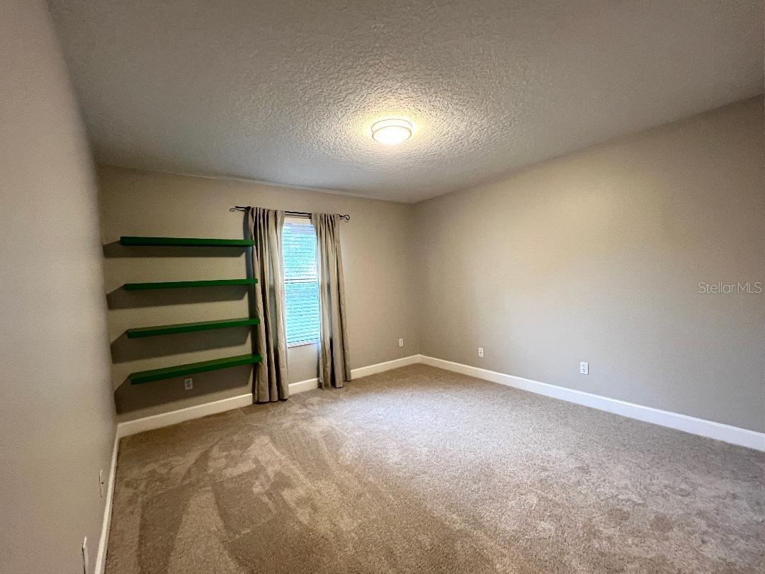 Image 28 of 33 For 845 Arbormoor Place