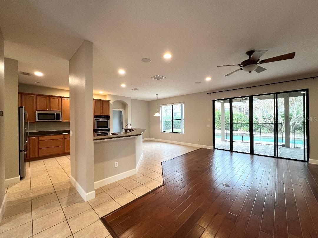 Image 3 of 33 For 845 Arbormoor Place