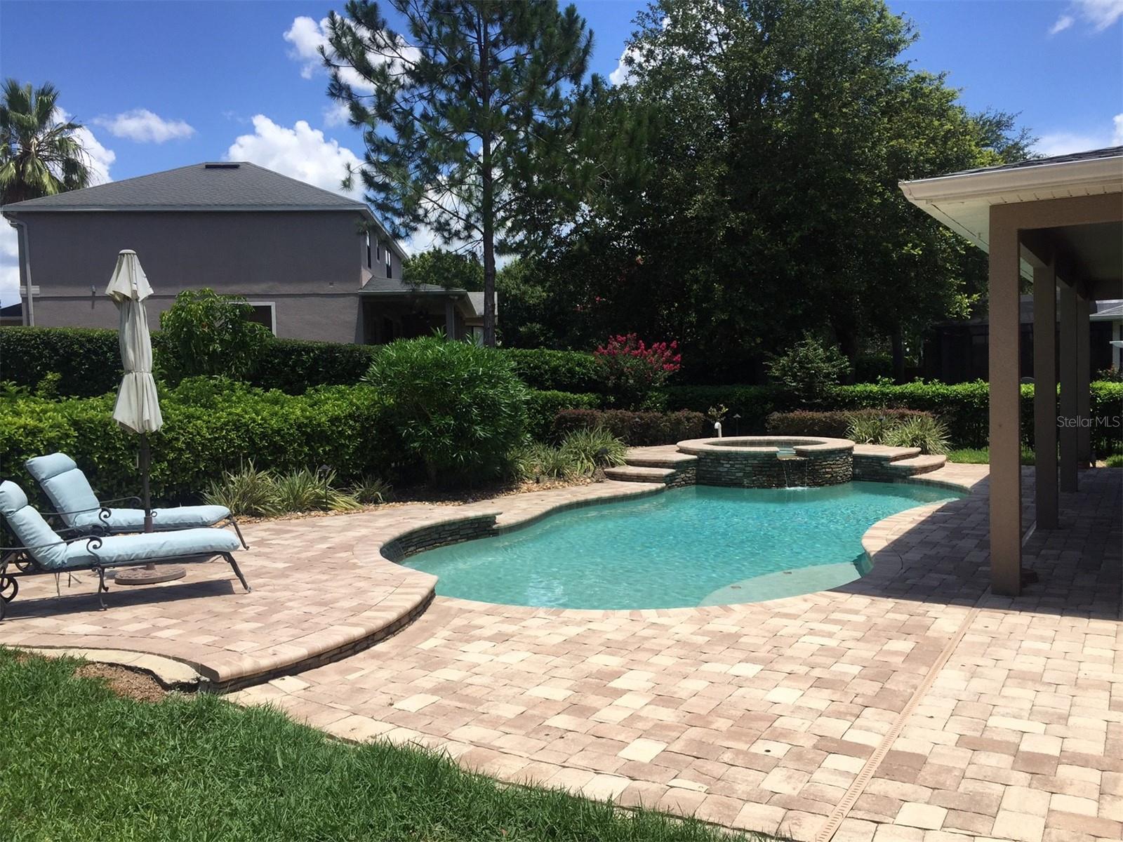 Image 32 of 33 For 845 Arbormoor Place