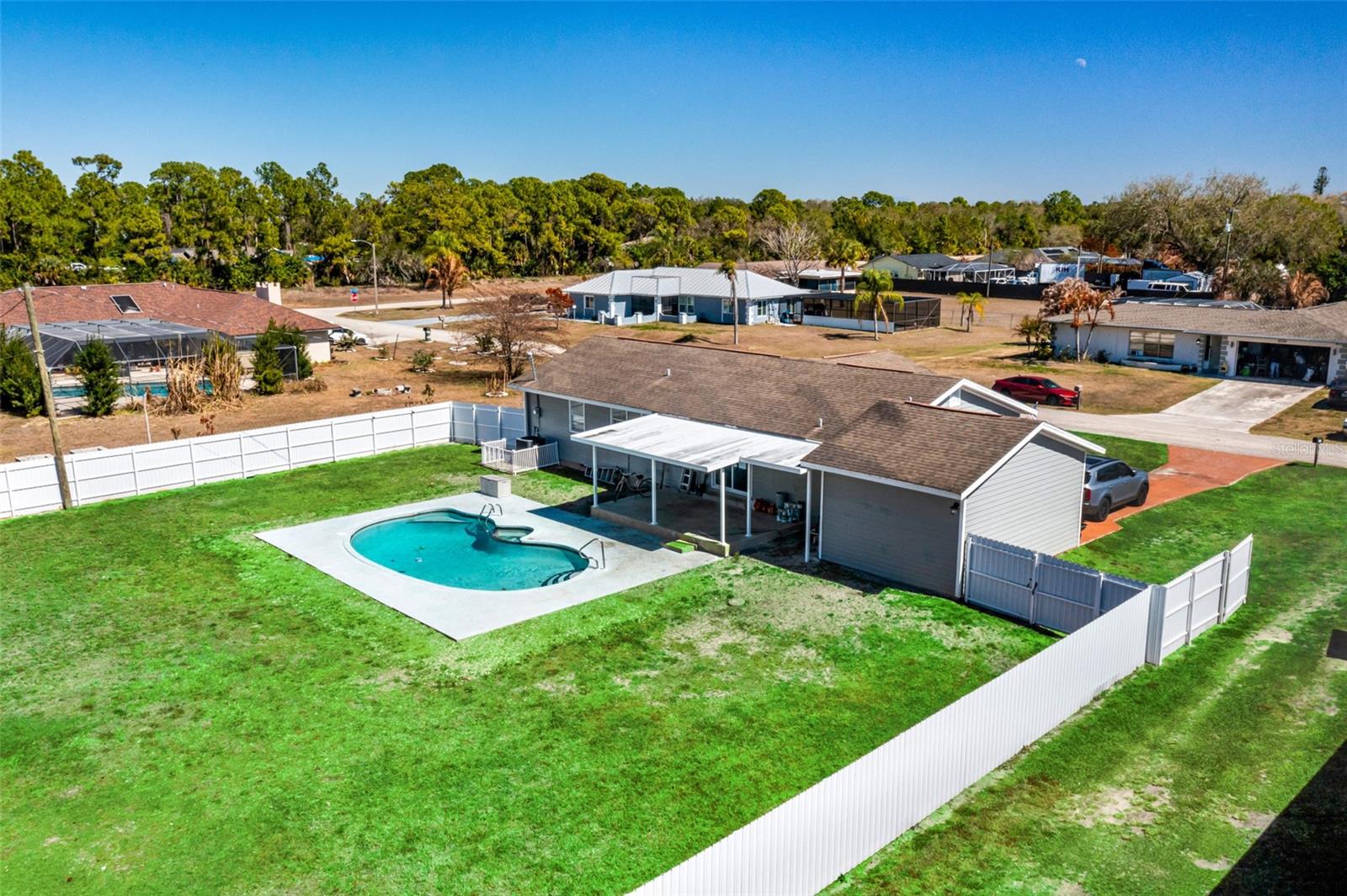 Image 2 of 47 For 323 Greenwood Avenue