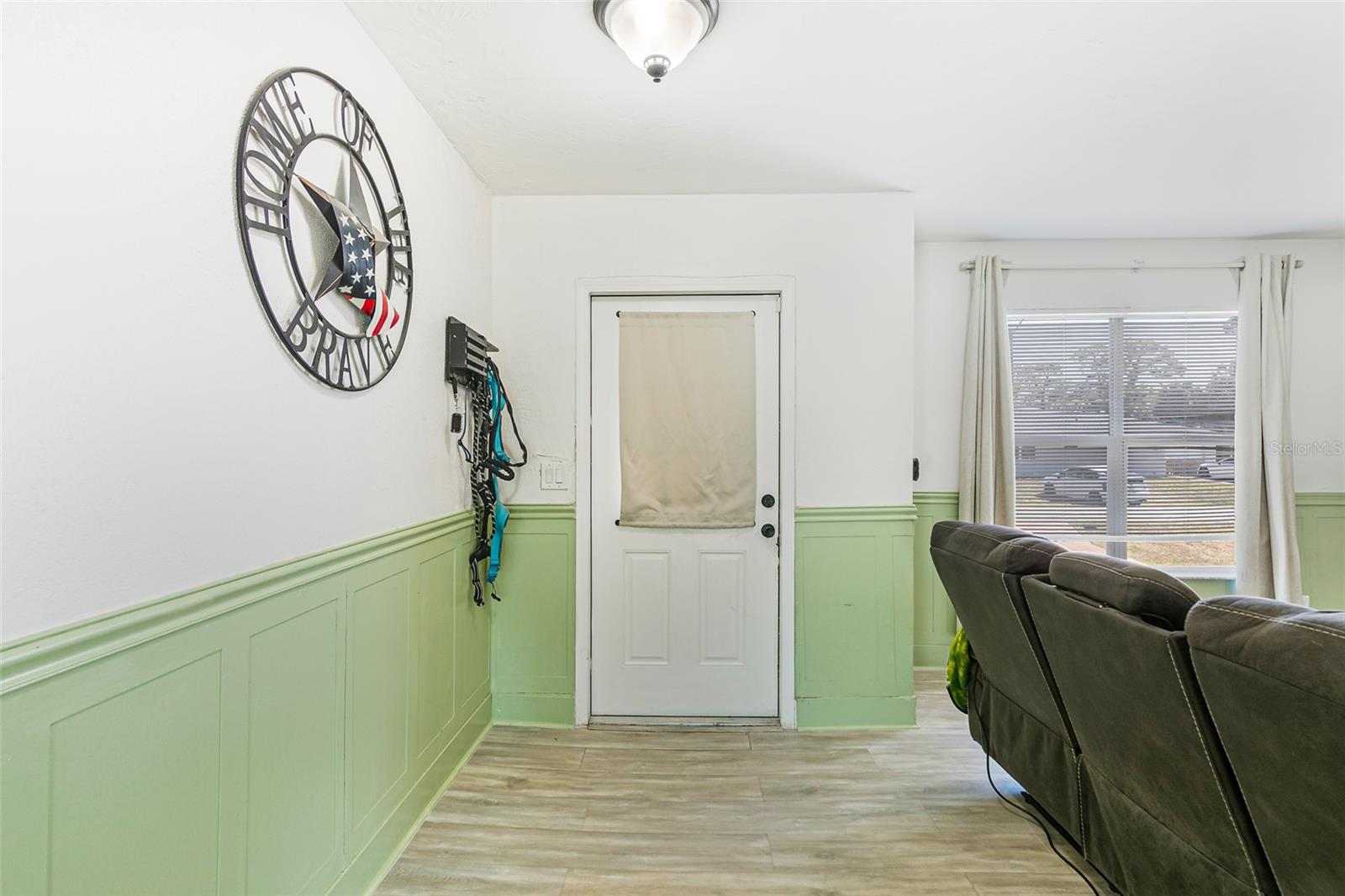 Image 43 of 47 For 323 Greenwood Avenue