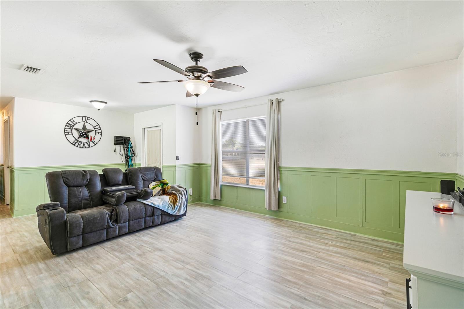 Image 44 of 47 For 323 Greenwood Avenue