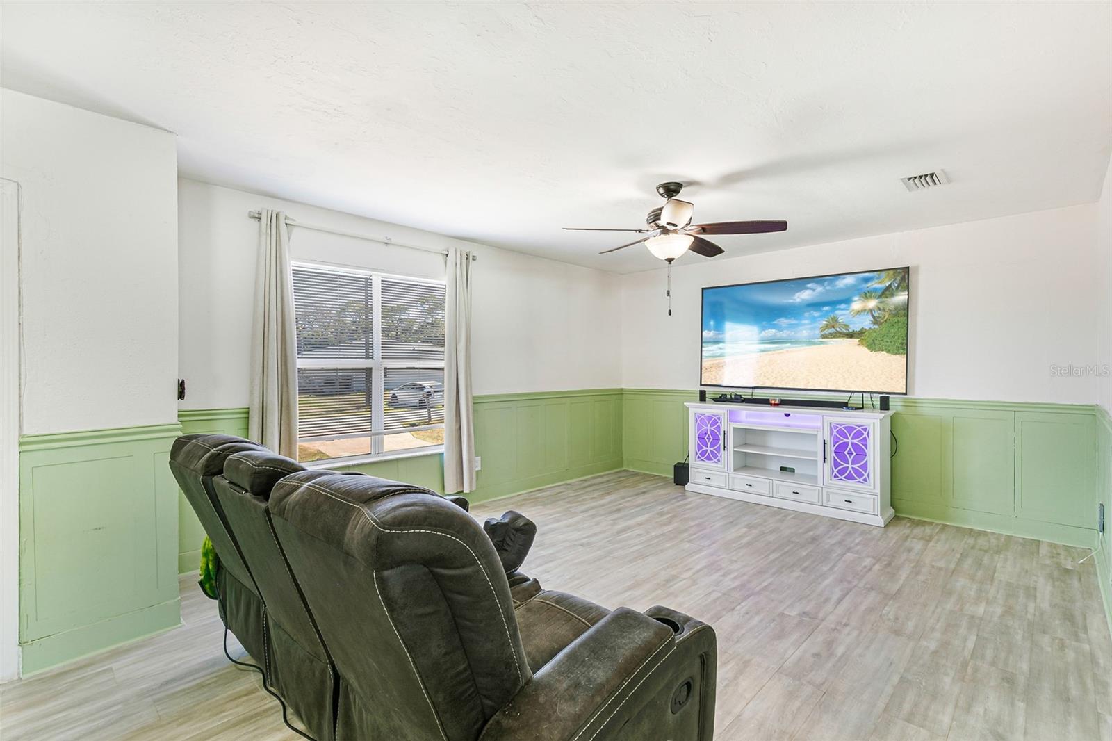 Image 47 of 47 For 323 Greenwood Avenue