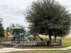 Image 16 of 17 For 3972 Plainview Drive