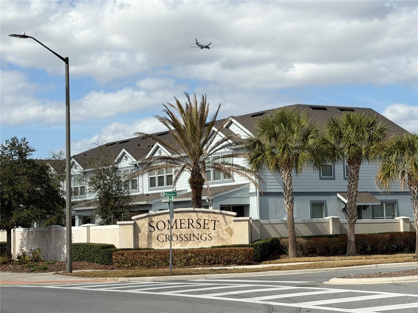 Image 3 of 17 For 3972 Plainview Drive