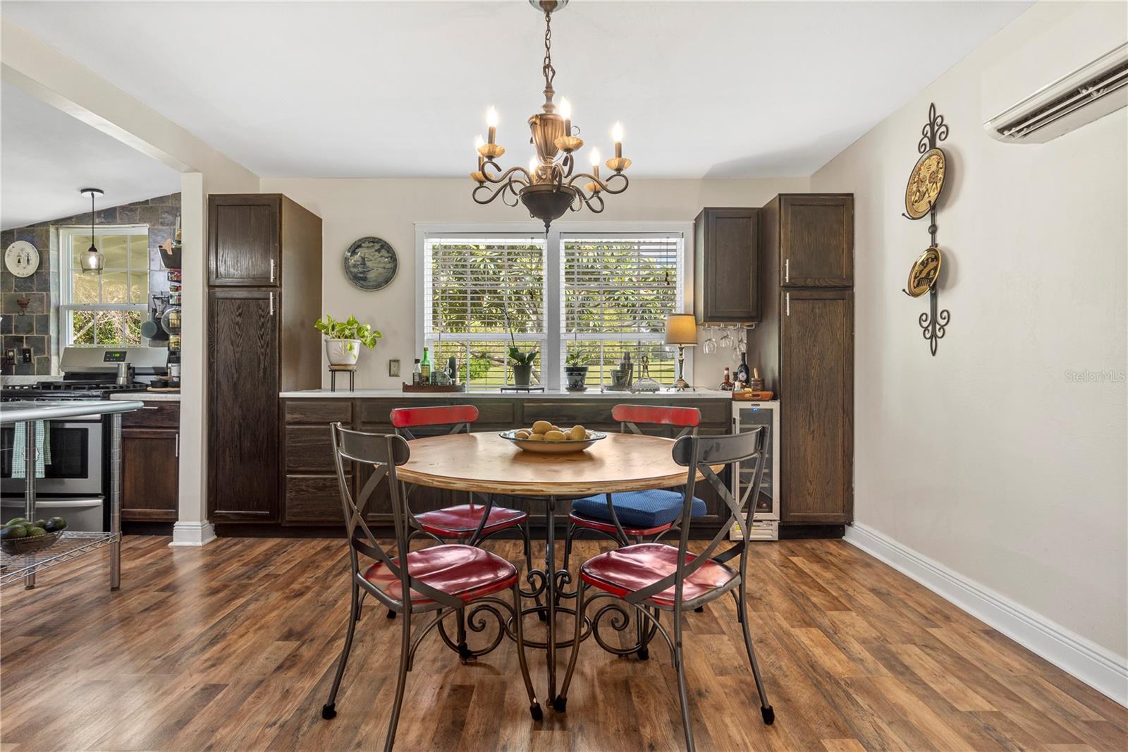 Image 18 of 82 For 7650 40th Street