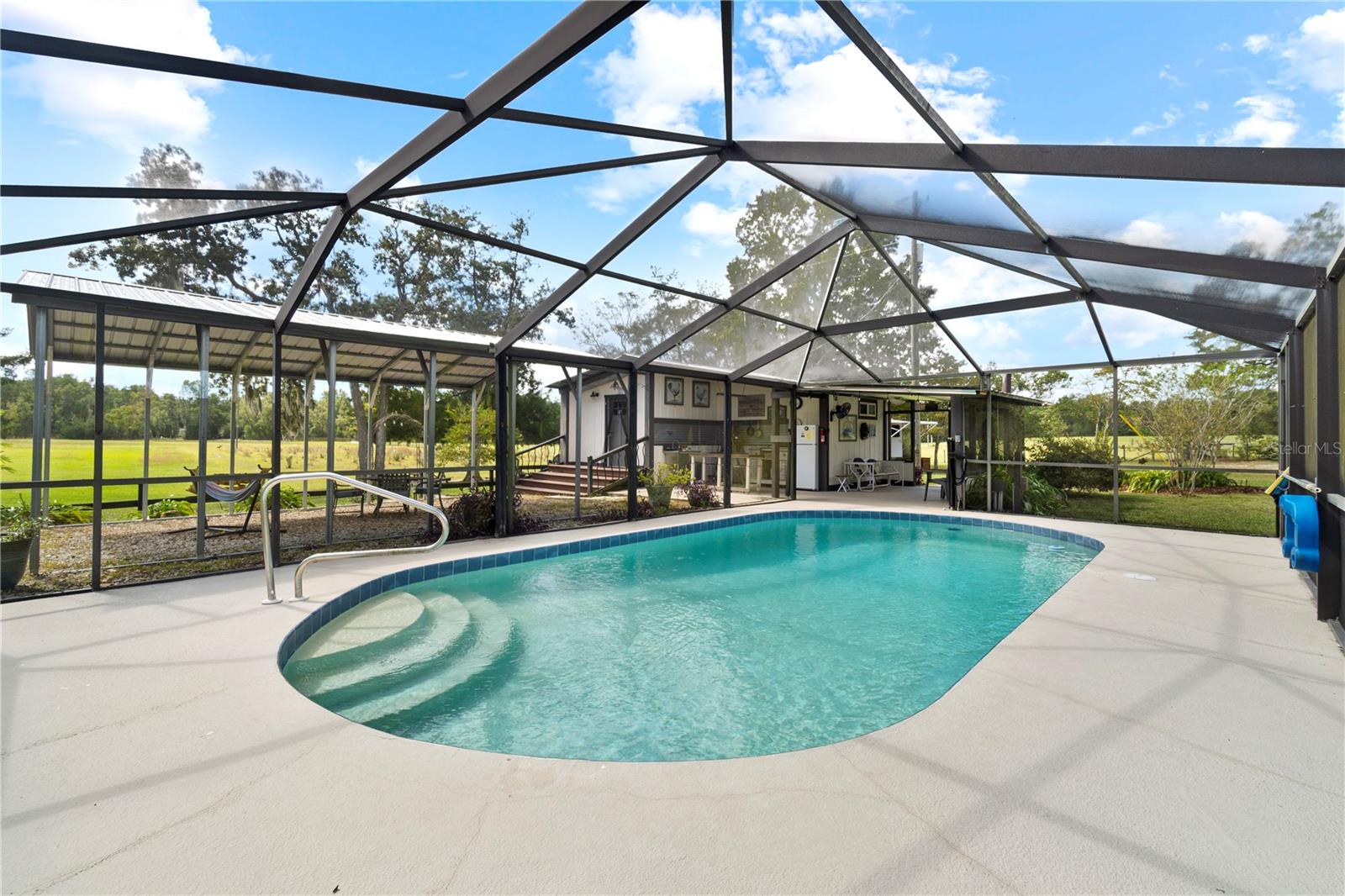 Image 32 of 82 For 7650 40th Street