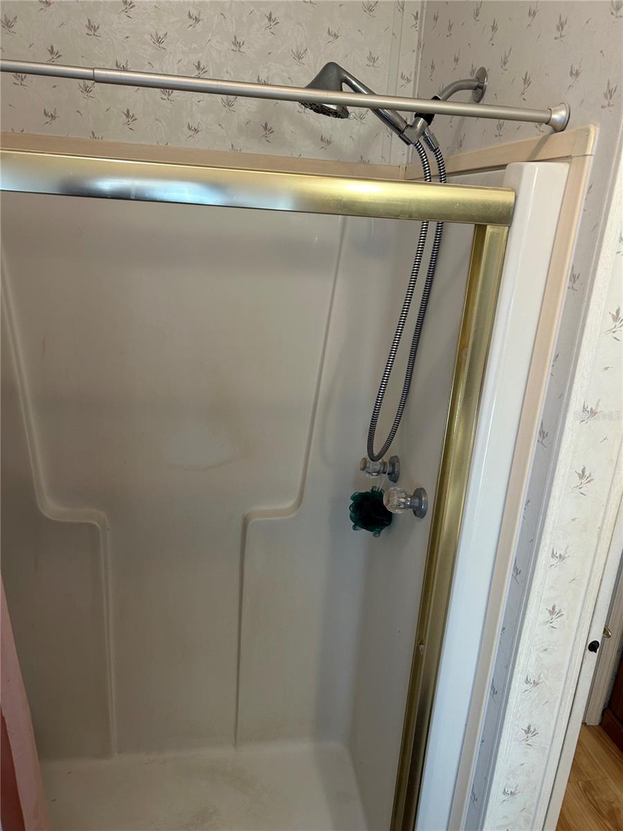 Image 14 of 20 For 263 Sue Avenue