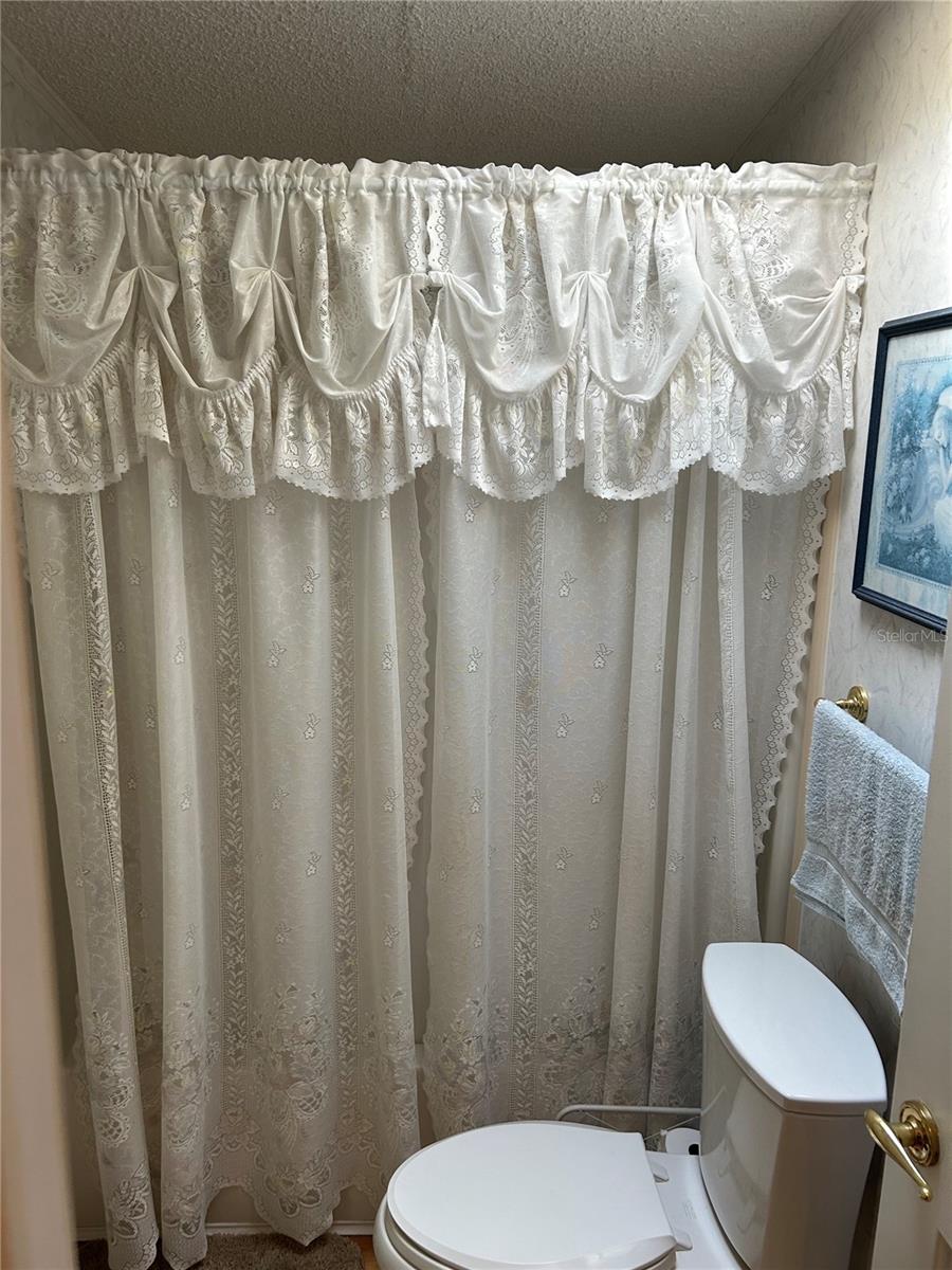 Image 15 of 20 For 263 Sue Avenue