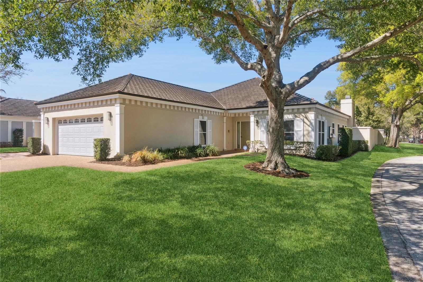 Image 2 of 44 For 6034 Jamestown Park 109