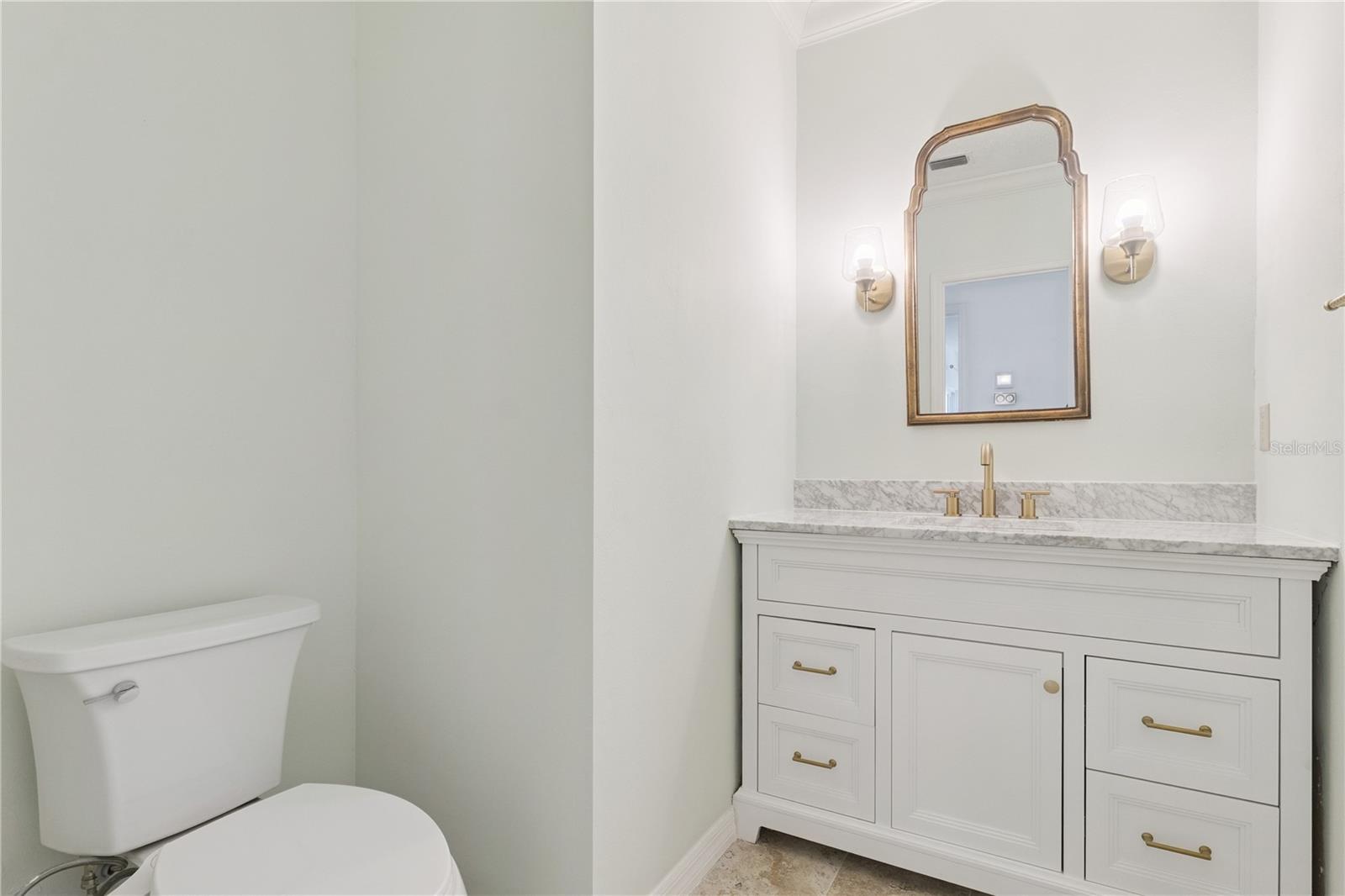 Image 20 of 44 For 6034 Jamestown Park 109