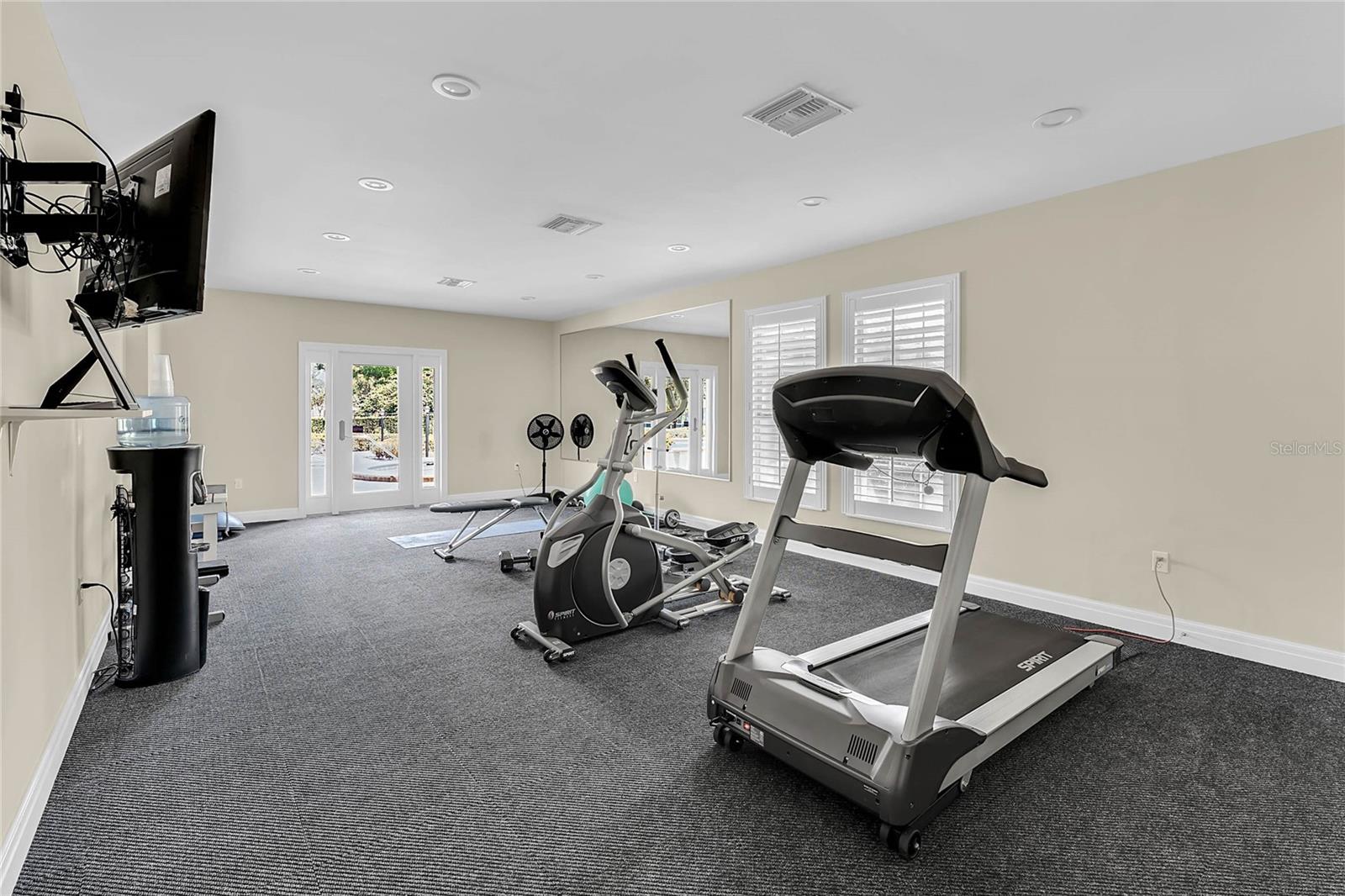 Image 38 of 44 For 6034 Jamestown Park 109