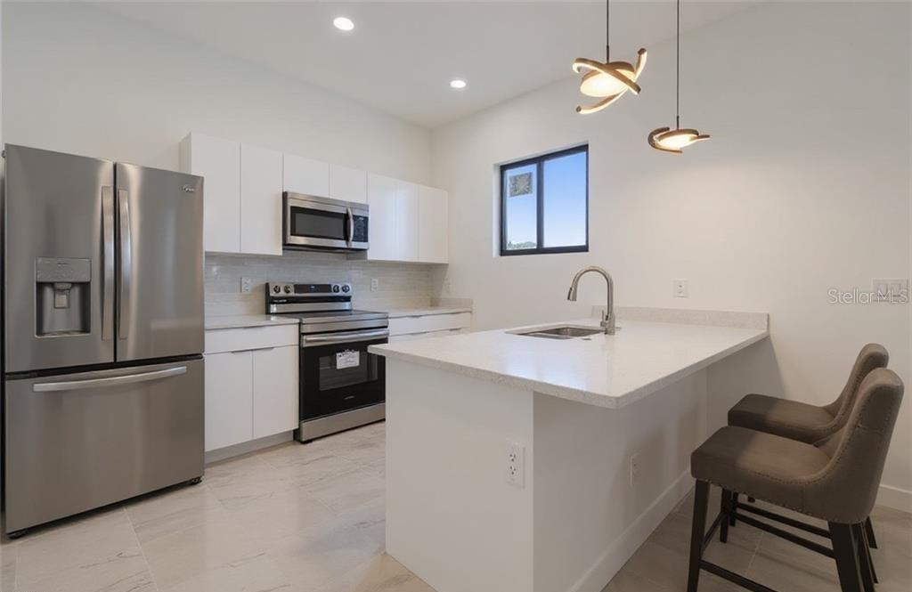 Image 17 of 50 For 710 Eisenhower Boulevard