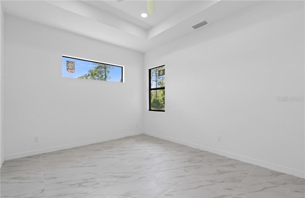 Image 19 of 50 For 710 Eisenhower Boulevard