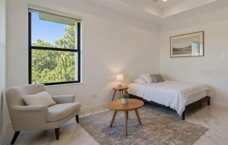 Image 24 of 50 For 710 Eisenhower Boulevard