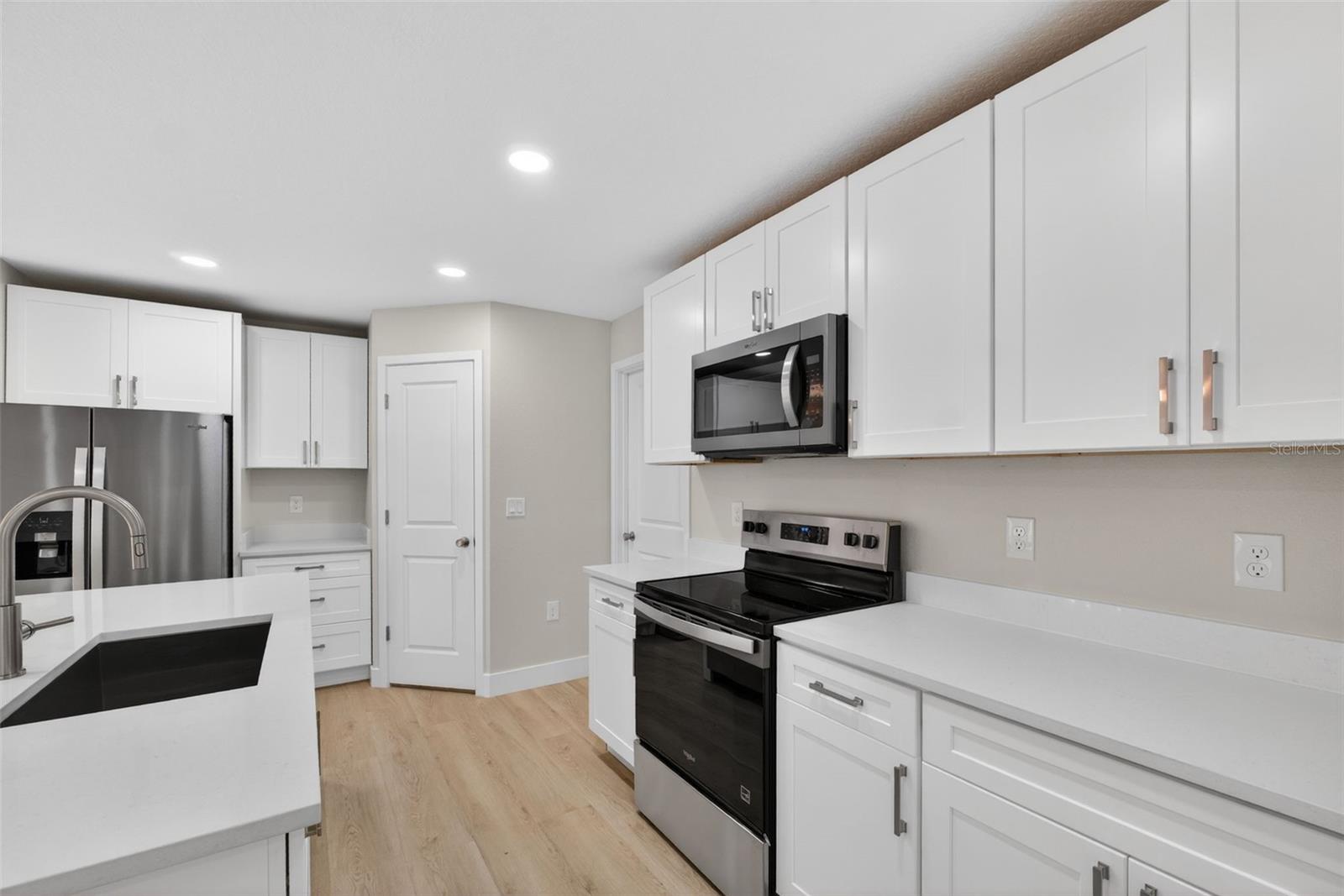 Image 17 of 77 For 1522 Pine Street