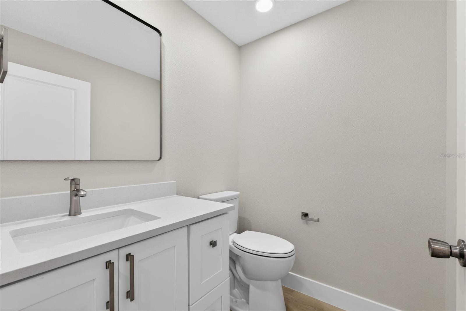 Image 27 of 77 For 1522 Pine Street