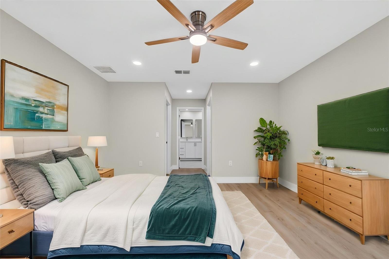 Image 47 of 77 For 1522 Pine Street