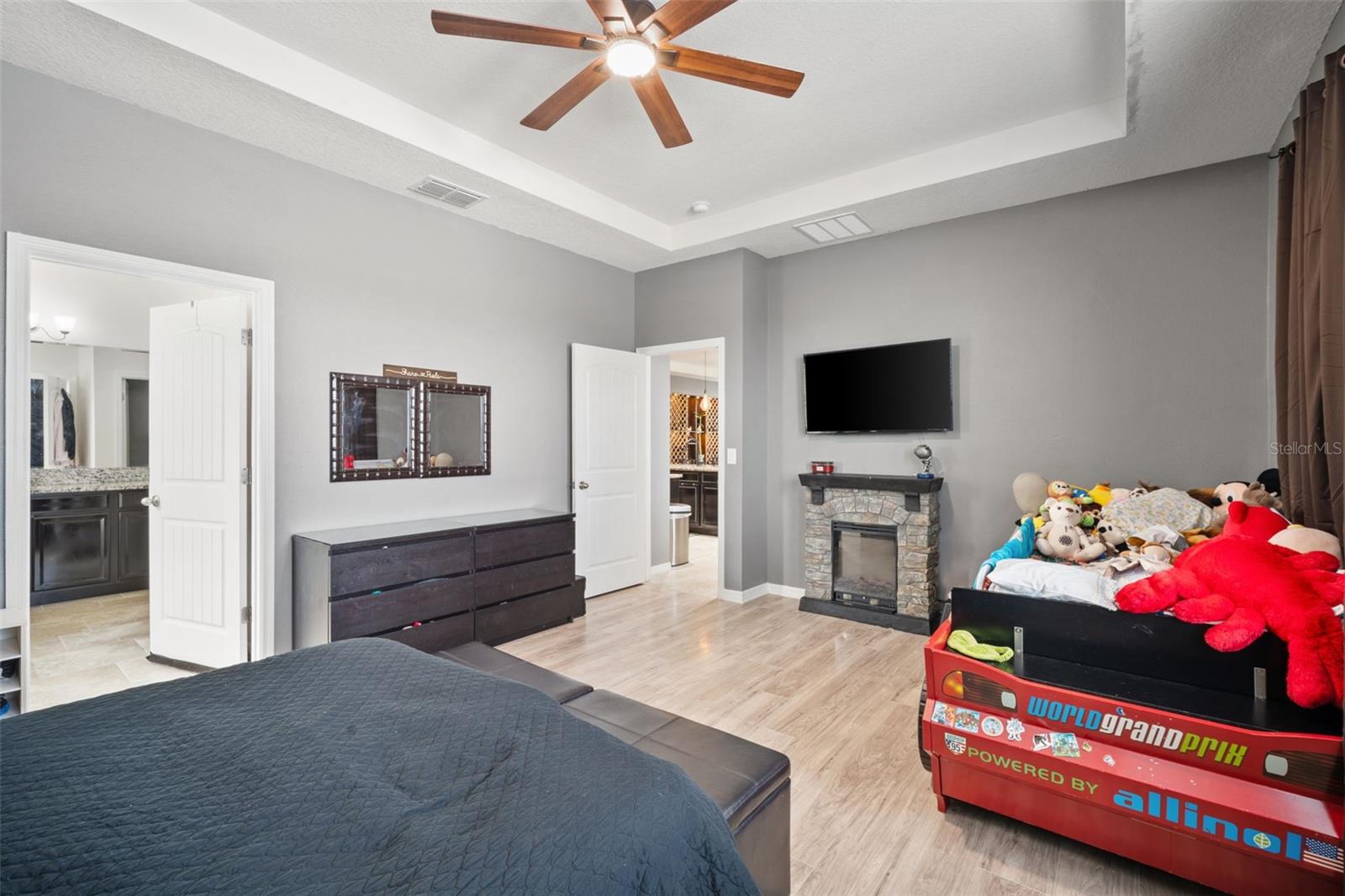 Image 11 of 37 For 1941 Partin Terrace Road