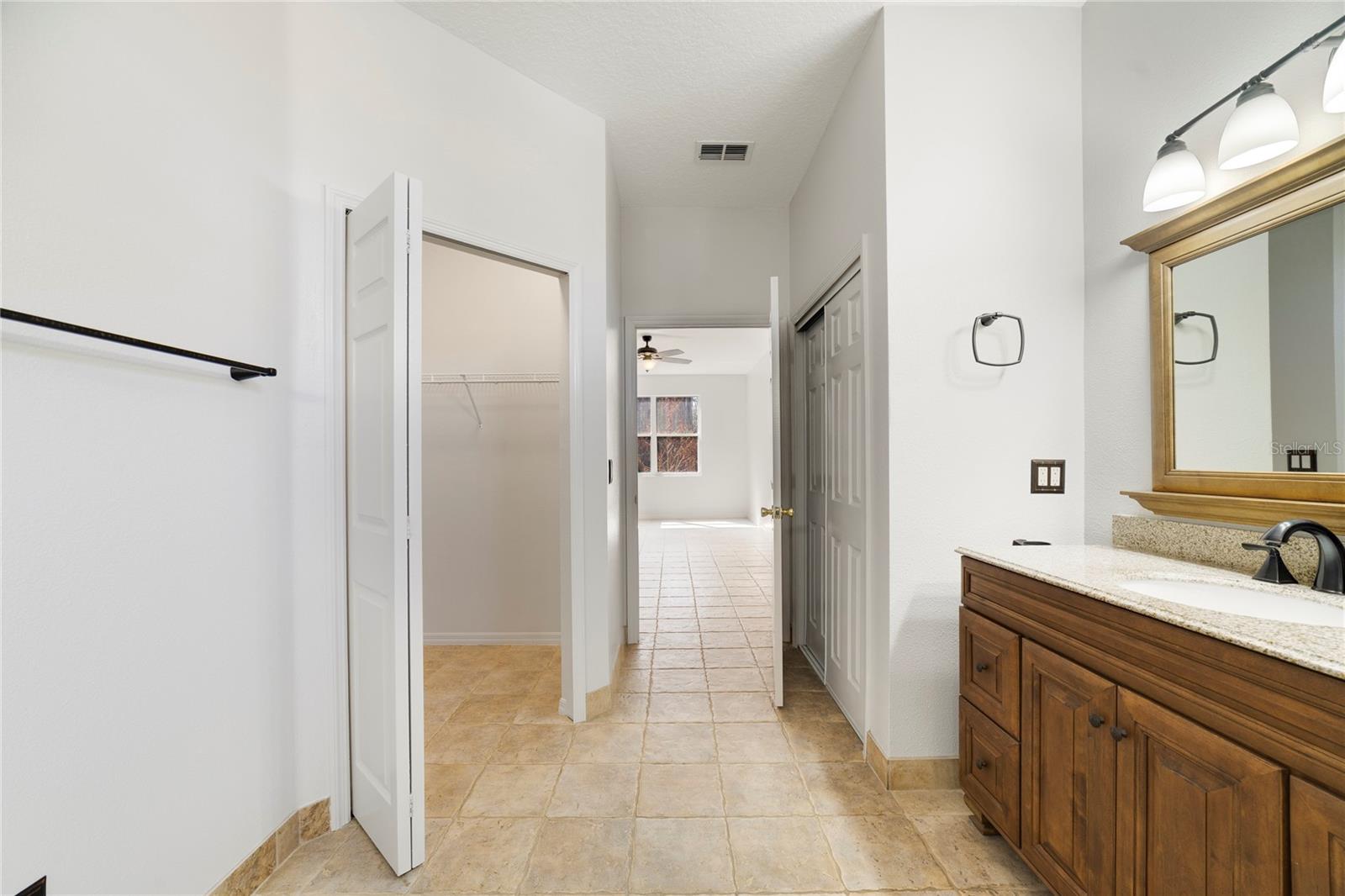 Image 17 of 38 For 1156 Royal Saint George Drive