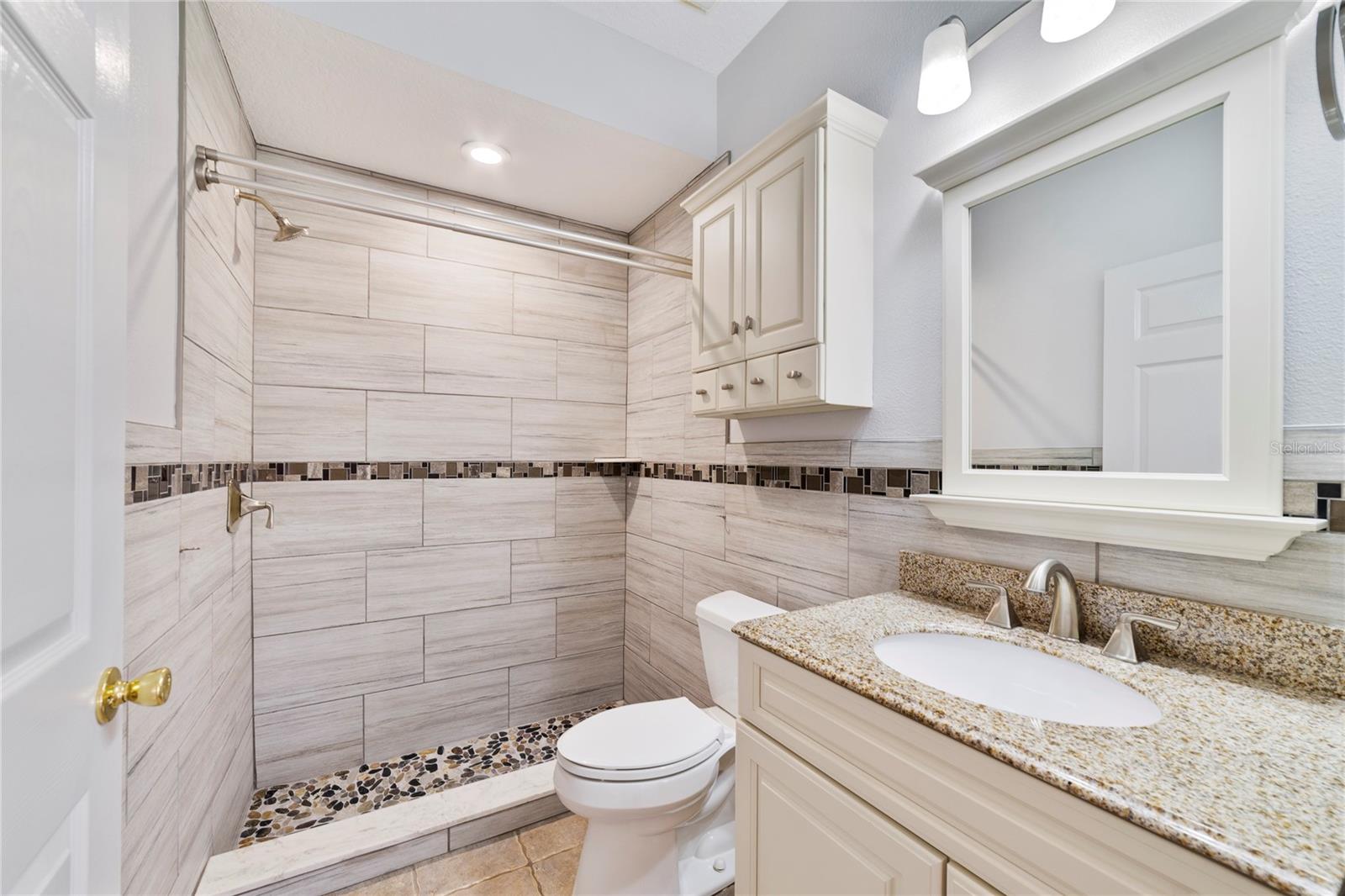 Image 20 of 38 For 1156 Royal Saint George Drive