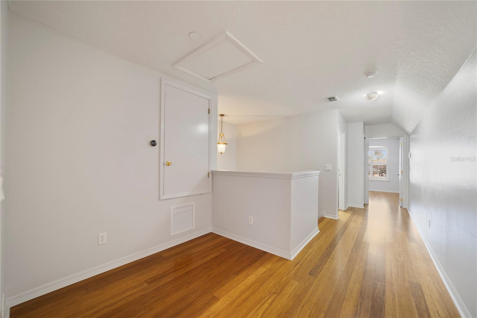 Image 24 of 38 For 1156 Royal Saint George Drive