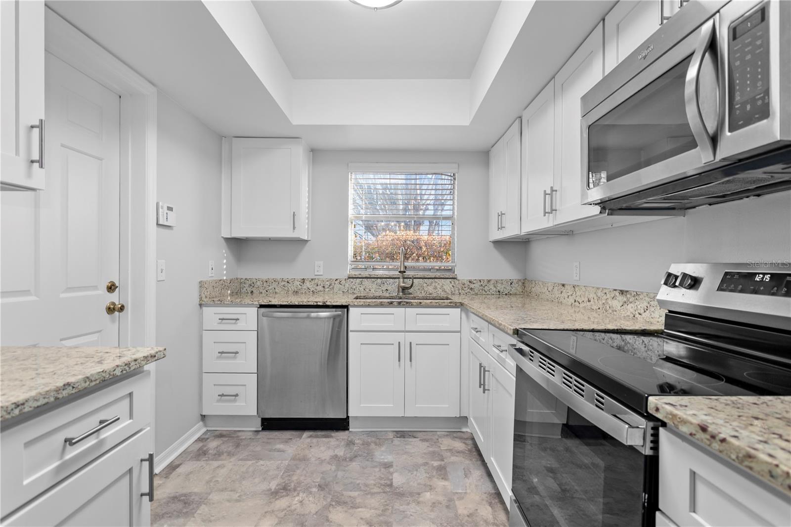 Image 10 of 36 For 5852 Shale Court