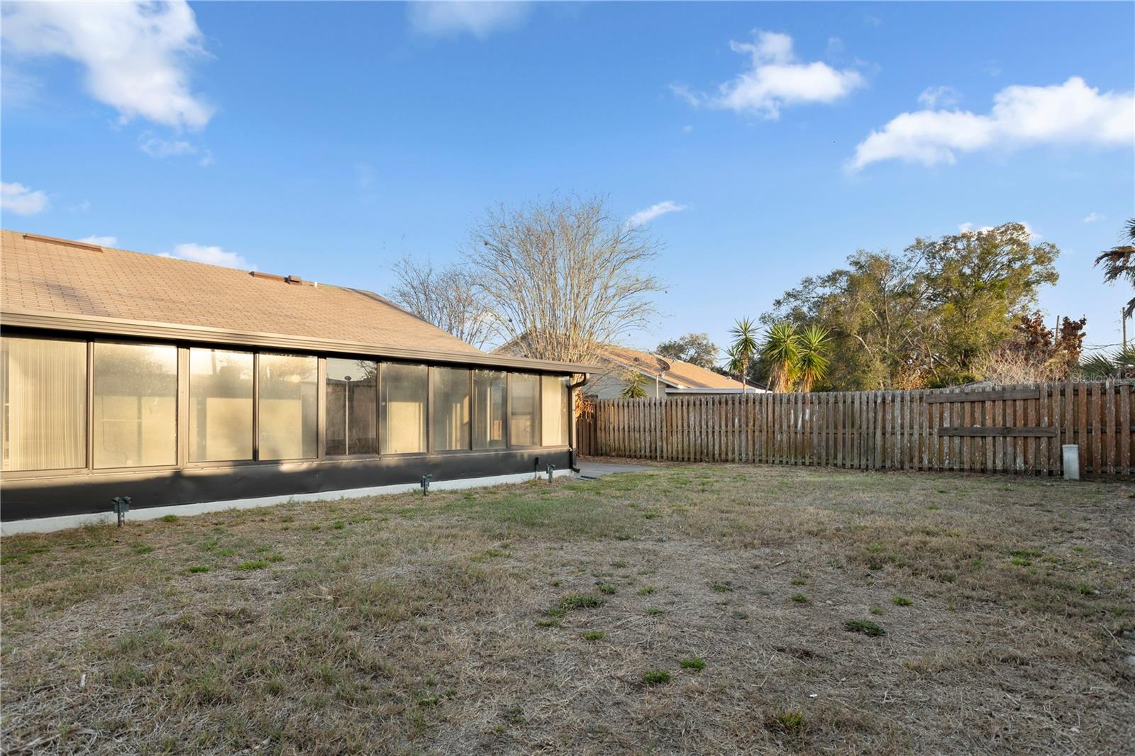 Image 29 of 36 For 5852 Shale Court