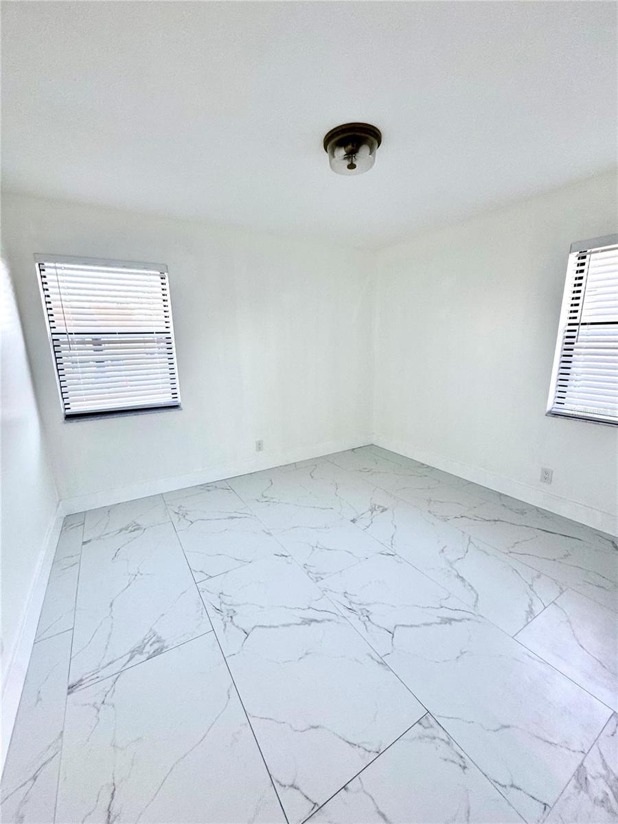 Image 18 of 33 For 7690 Tahiti Lane 202