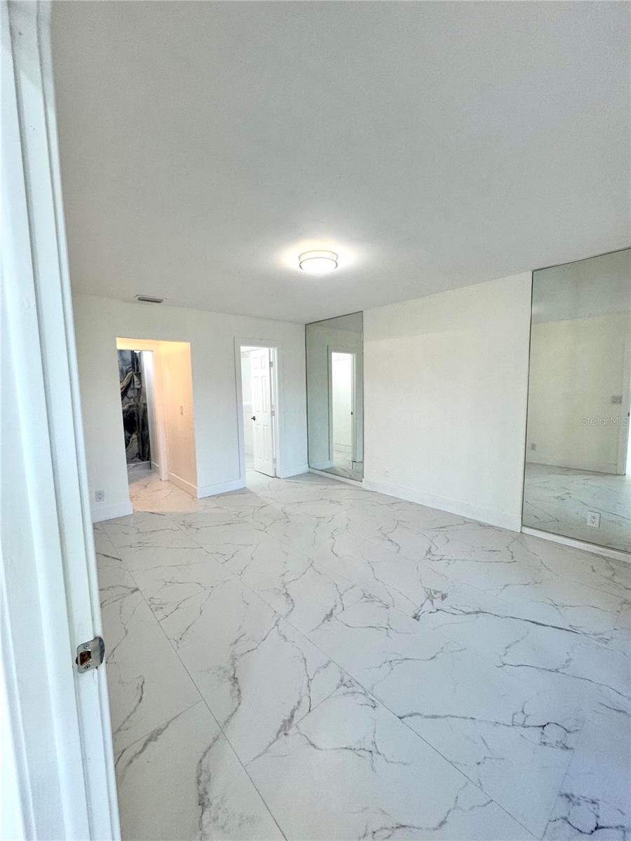 Image 27 of 33 For 7690 Tahiti Lane 202