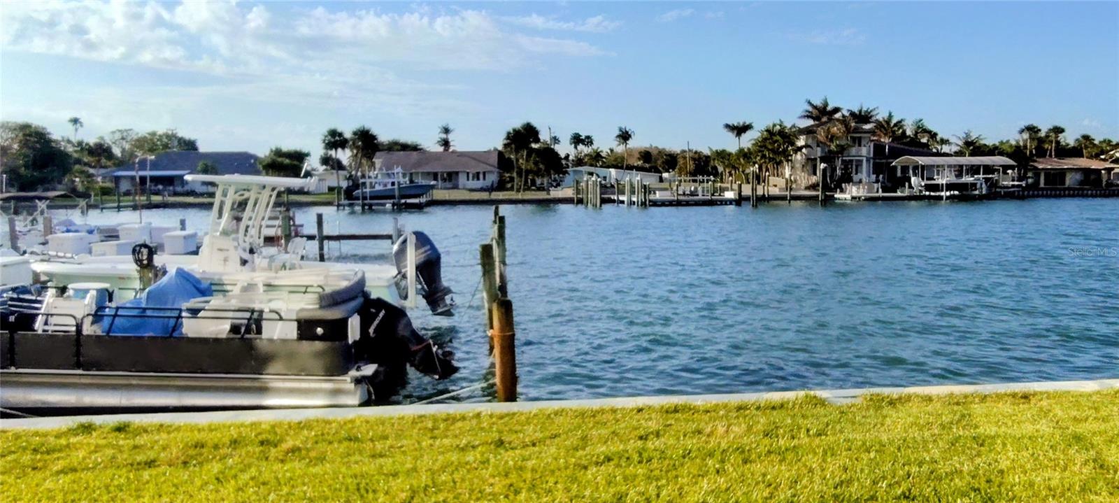 Image 22 of 32 For 1351 Bayshore Drive 108