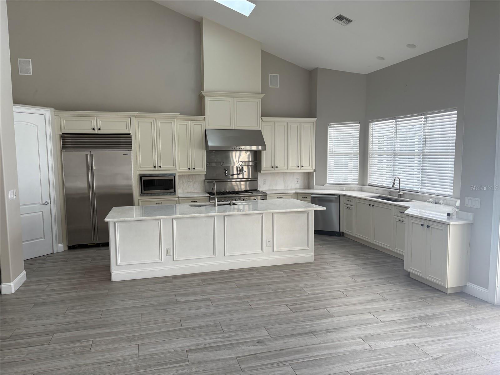 Image 12 of 60 For 3265 Hidden Lake Drive