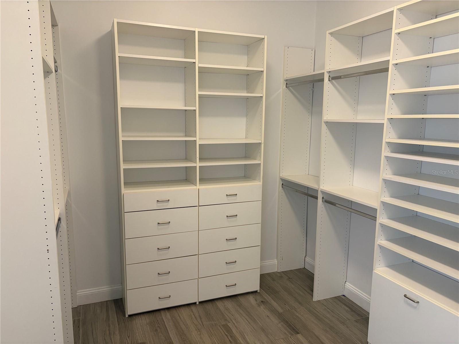 Image 23 of 60 For 3265 Hidden Lake Drive