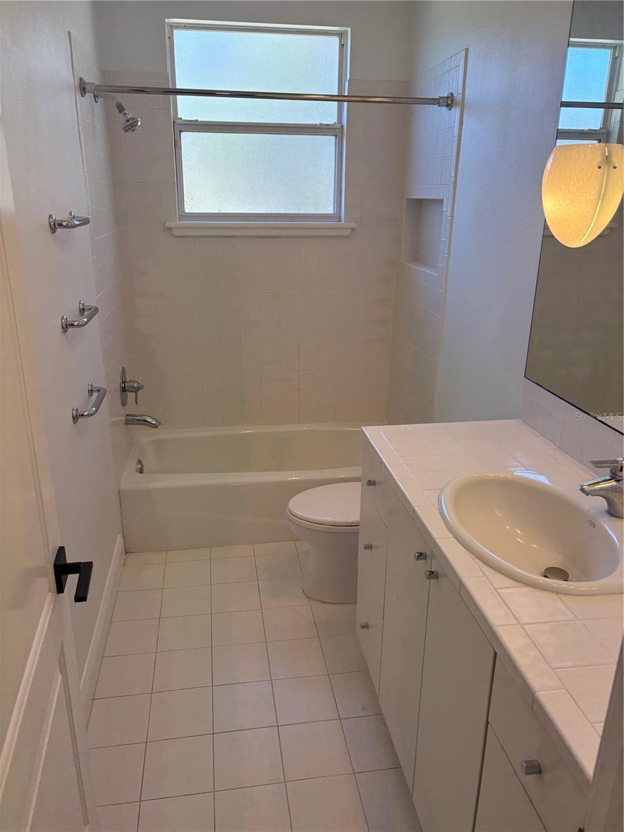 Image 37 of 60 For 3265 Hidden Lake Drive