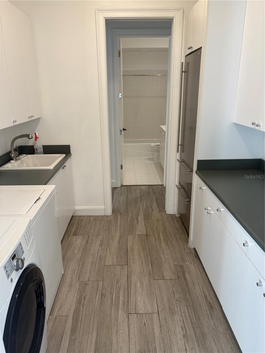 Image 41 of 60 For 3265 Hidden Lake Drive