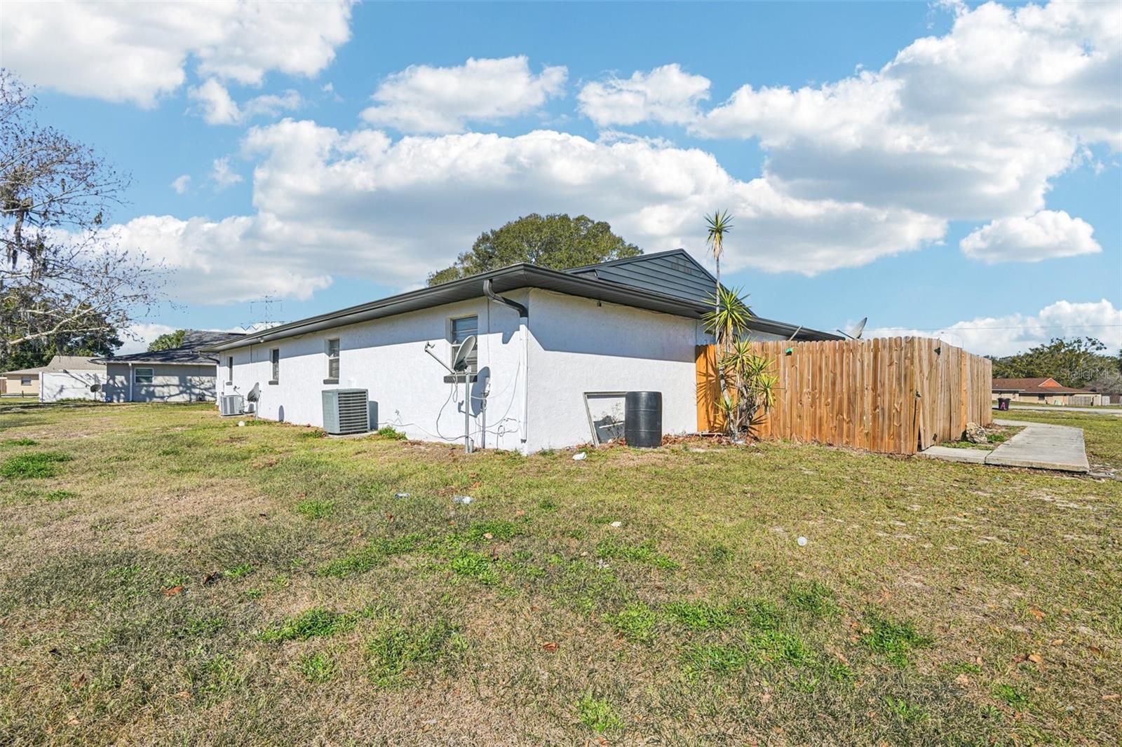 Image 20 of 21 For 5080 31st Street