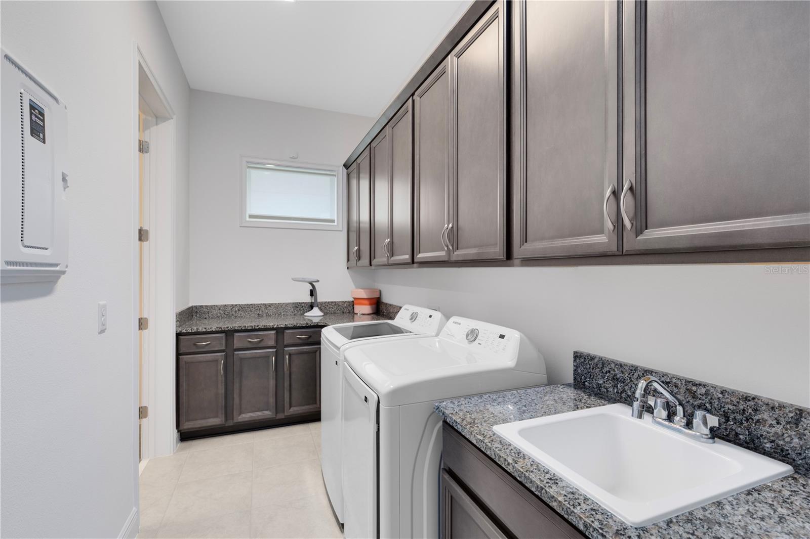 Listing photo id 16 for 13014 Bromborough Drive