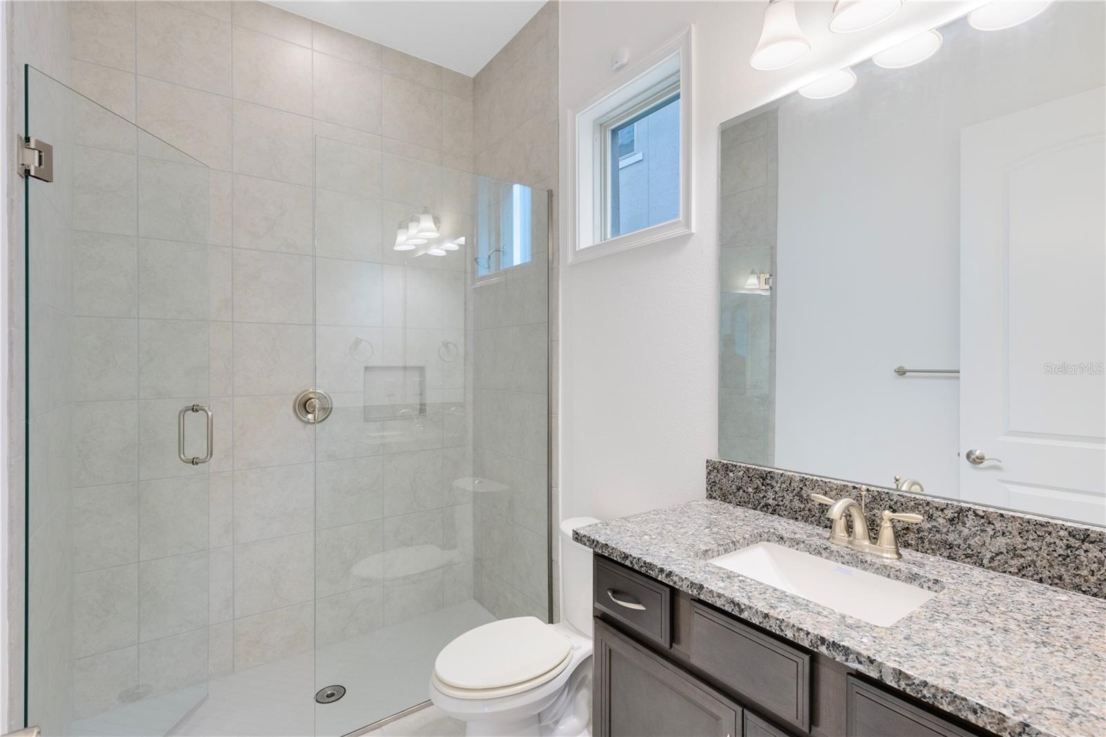 Listing photo id 17 for 13014 Bromborough Drive