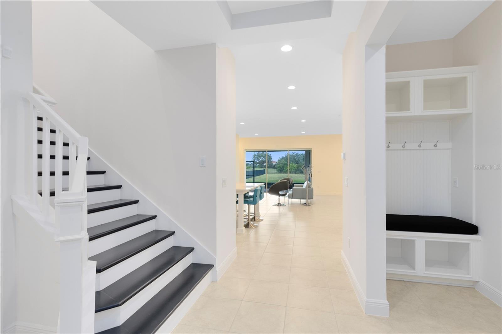 Listing photo id 18 for 13014 Bromborough Drive