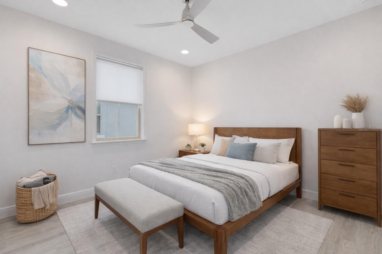 Listing photo id 23 for 13014 Bromborough Drive