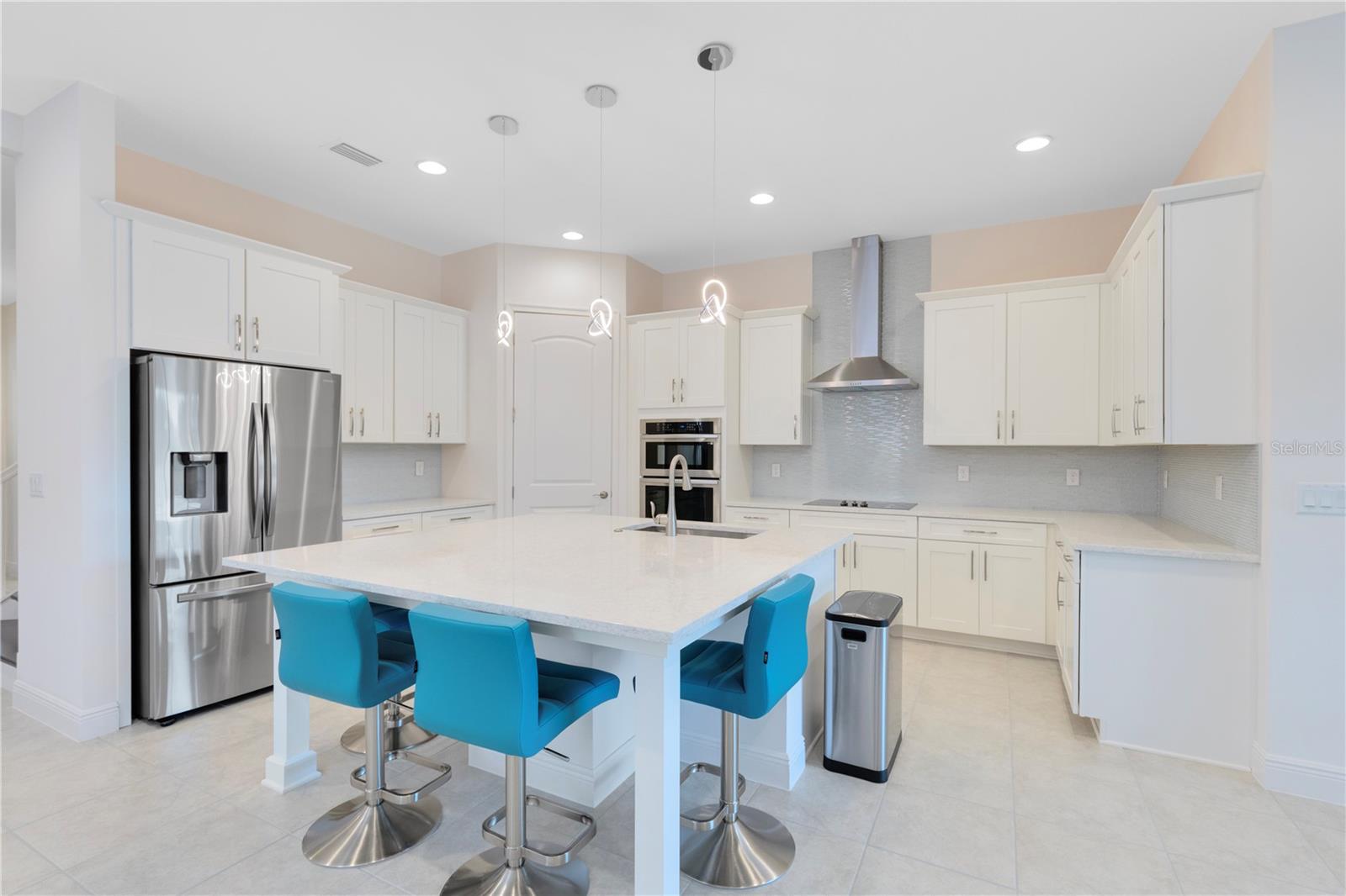 Listing photo id 1 for 13014 Bromborough Drive