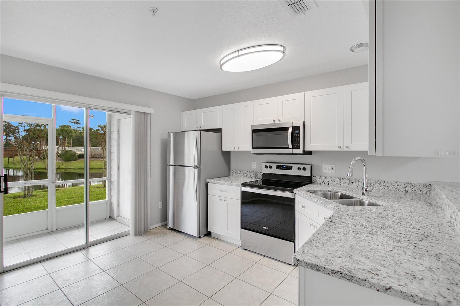 Image 9 of 23 For 140 Reserve Circle 104