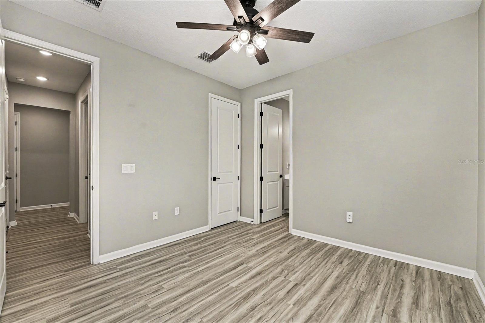 Image 15 of 27 For 1016 Griffon Avenue