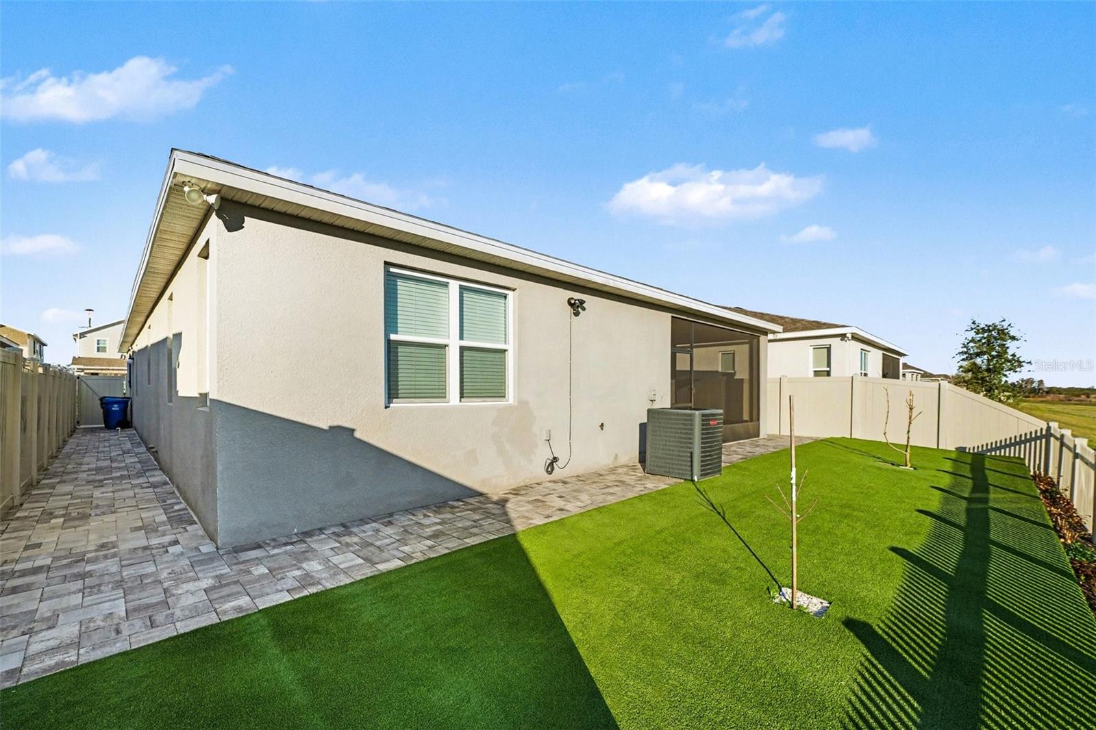 Image 23 of 27 For 1016 Griffon Avenue