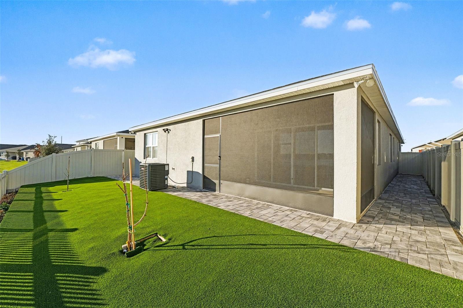 Image 24 of 27 For 1016 Griffon Avenue