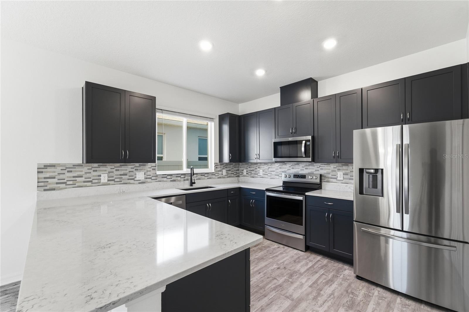 Image 11 of 35 For 2739 Meadow Stream Way